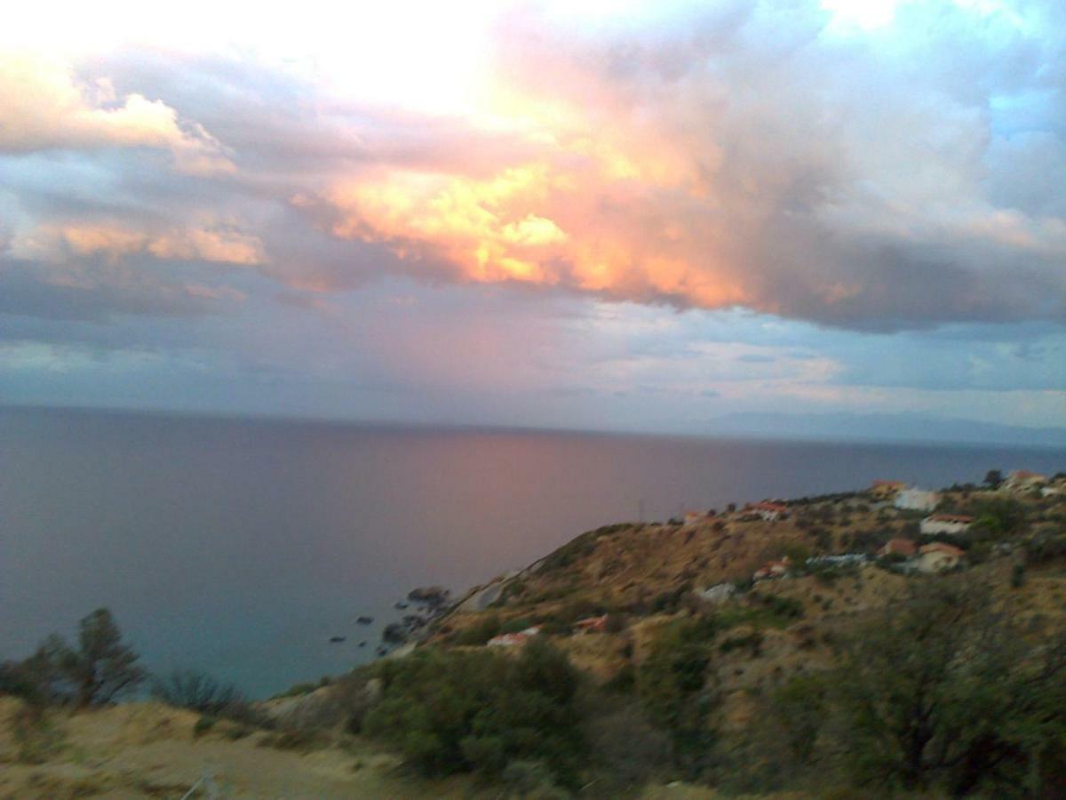 Agnanti Villa Akhladherí Екстериор снимка